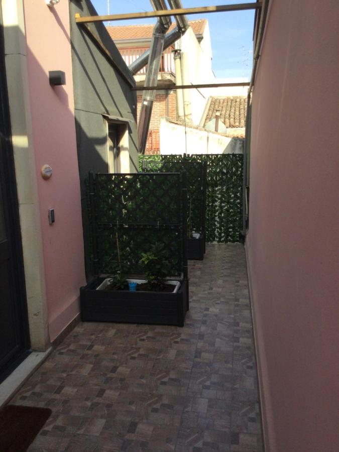 B&B Affittacamere Trigona Misterbianco Exterior foto